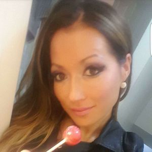 Meet your Posher, Pamela